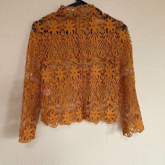 Fashion Nova Mustard Colored Embroidered Lace See Through Top Size Small (1414) - Picture 3 of 8